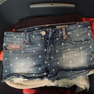 Women’s Aeropostale star print shorts size 2